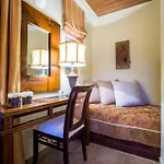 Epidavros Villas - Elia Garden Retreat With Shared Pool Appartement *