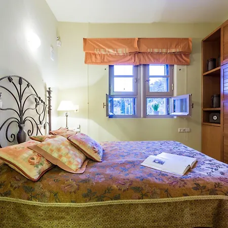 Epidavros - Elia Garden Retreat With Shared Pool Nea Epidavros