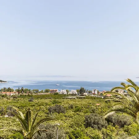 Epidavros Villas - Elia Garden Retreat With Shared Pool *