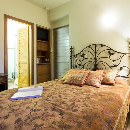 Epidavros - Elia Garden Retreat With Shared Pool Διαμέρισμα Νέα Επίδαυρος