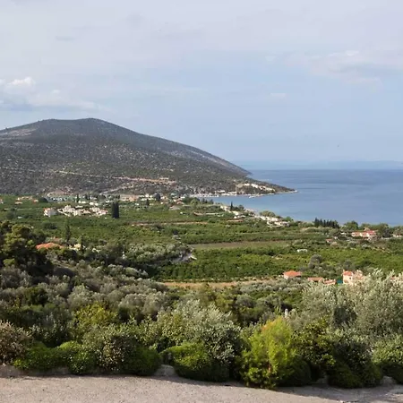 Apartment Epidavros - Elia Garden Retreat With Shared Pool Nea Epidavros