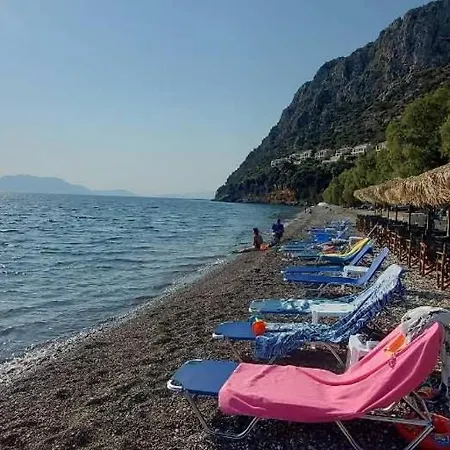 Epidavros - Elia Garden Retreat With Shared Pool نيا إيبيدافروس