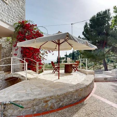 Epidavros - Elia Garden Retreat With Shared Pool Nyaraló