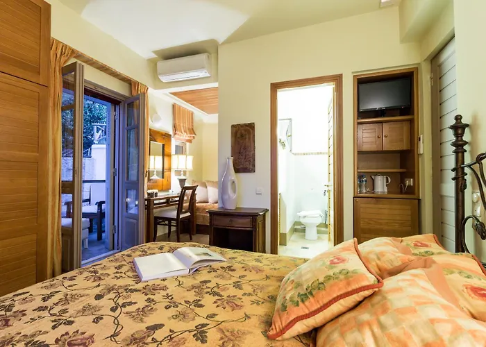 Elia Junior In Epidavros With Shared Pool Apartamento *