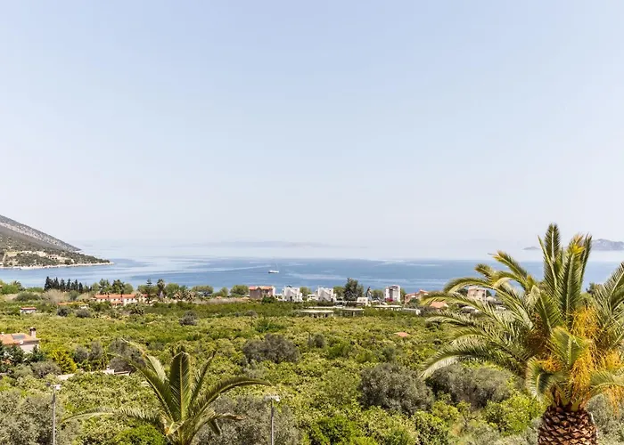 Epidavros Villas - Elia Garden Retreat With Shared Pool *