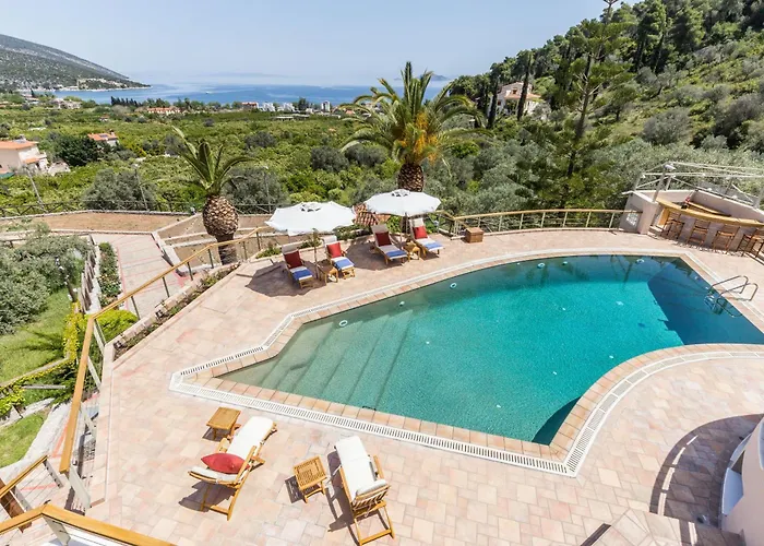 Elia Junior In Epidavros With Shared Pool * 尼亚埃普伊达夫罗斯